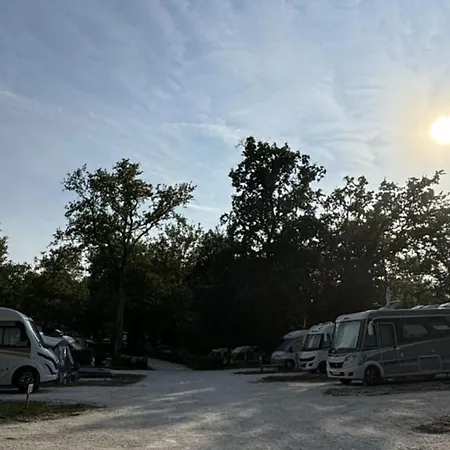 Mobil-home Clim - 2 Pers. - Api-1-52-2434 * Arrigny